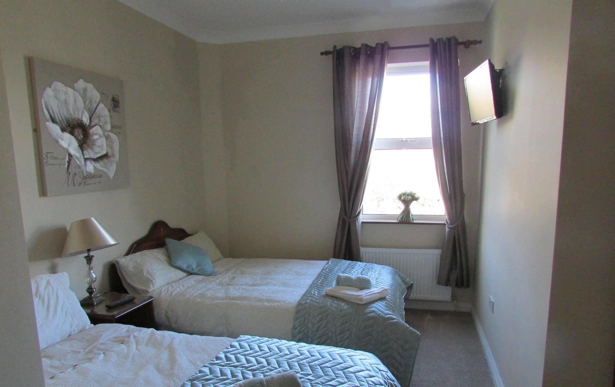 Bay View Guest House And B&B Galway Esterno foto